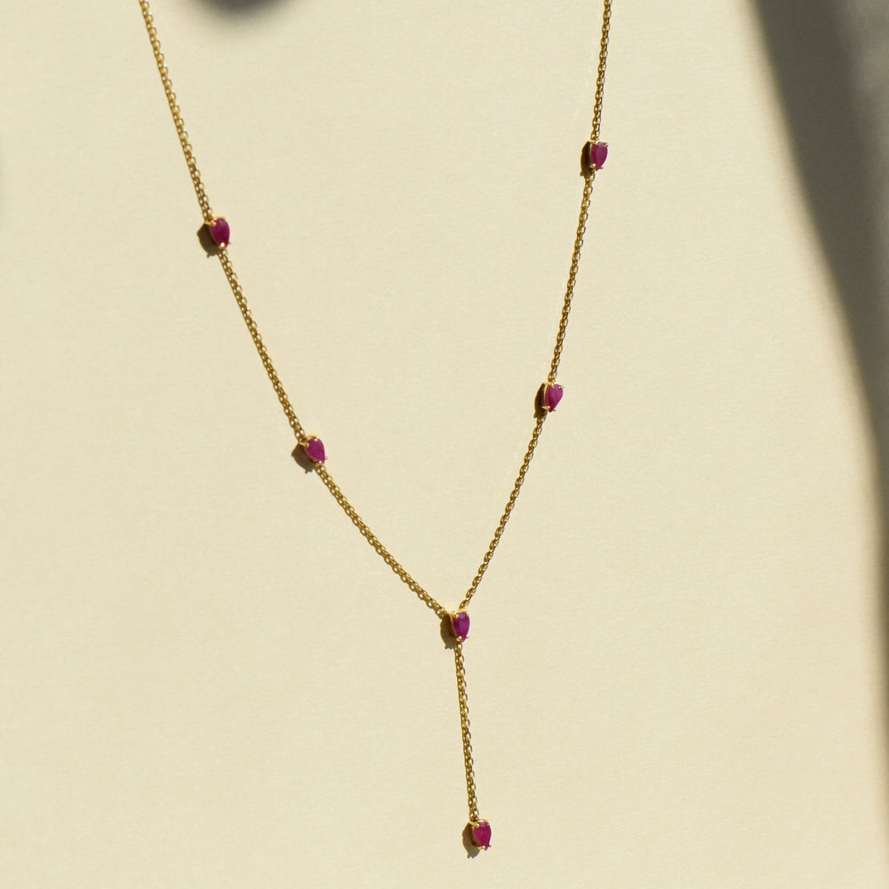 Éclat Rouge Necklace